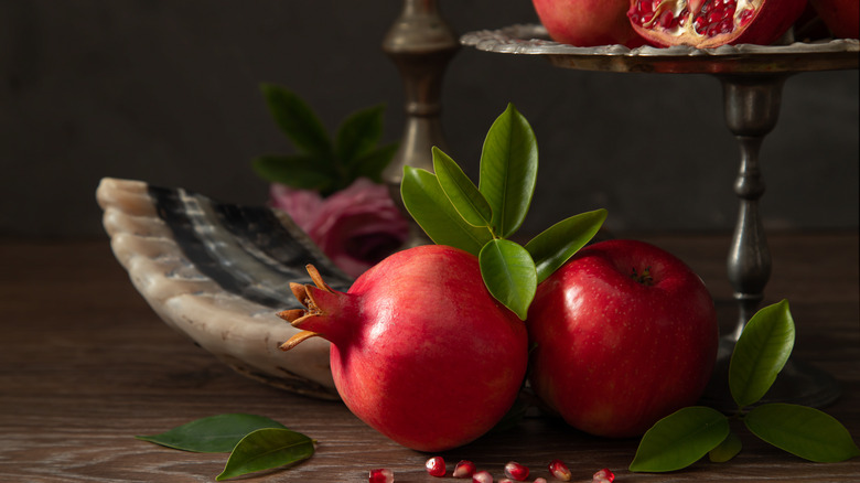 Pomegranate and shofar