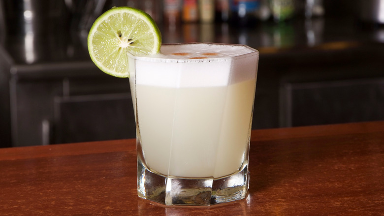 Pisco Sour cocktail