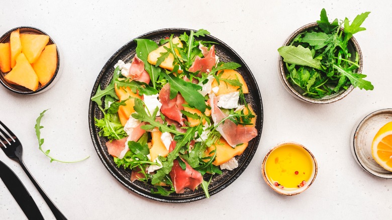 cantaloupe prosciutto salad