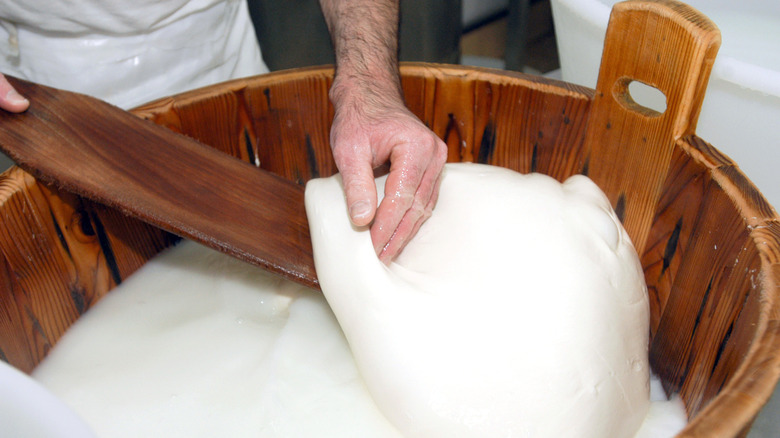 making fresh mozzarella