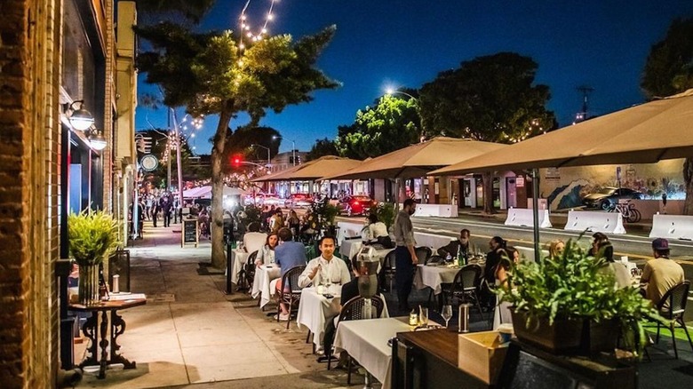 Diners in parklets on Main Street, Santa Monica