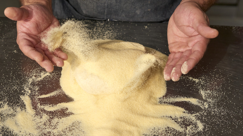 making pizza dough with semolina flour