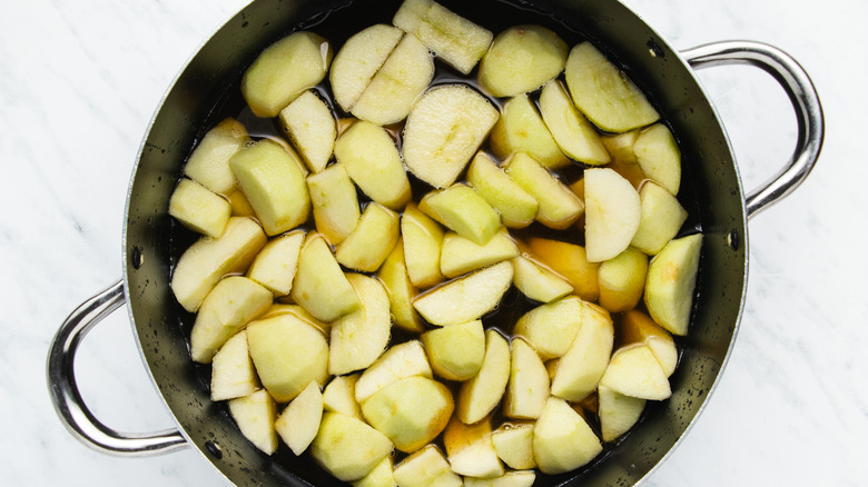 Chopped apples in pan 