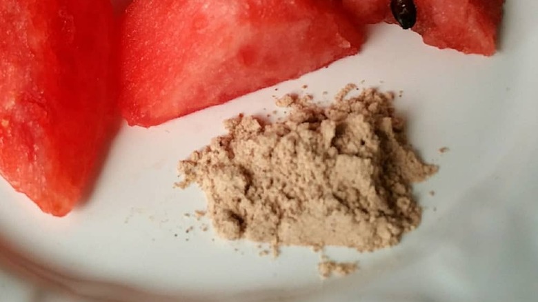 mound of plum powder