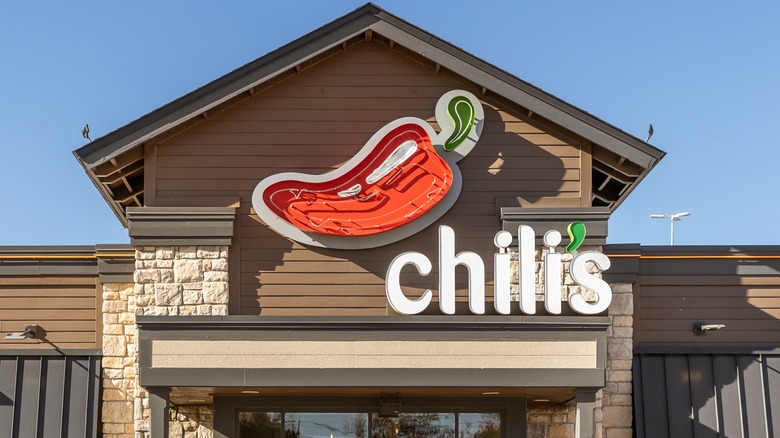 Chili's signage on restaurant