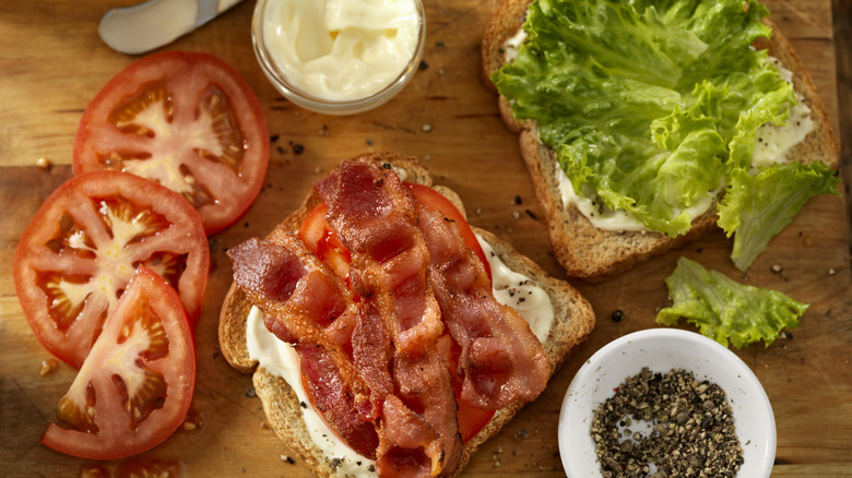 Ingredients of a BLT sandwich