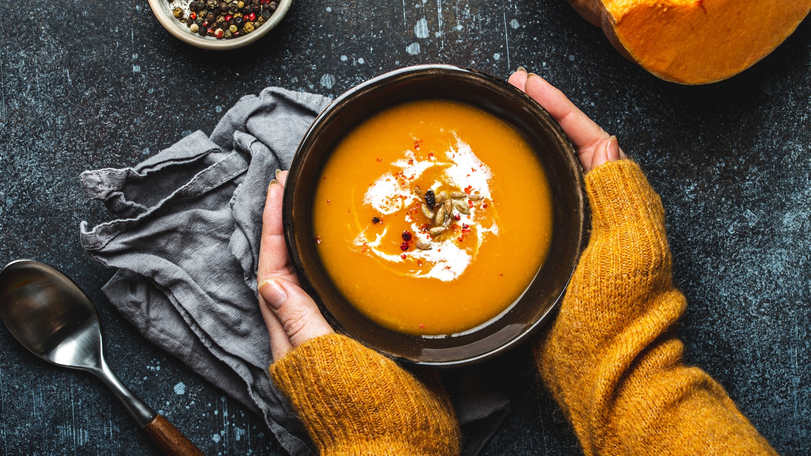 Why The Type Of Bowl You Serve Soup In Really Does Matter