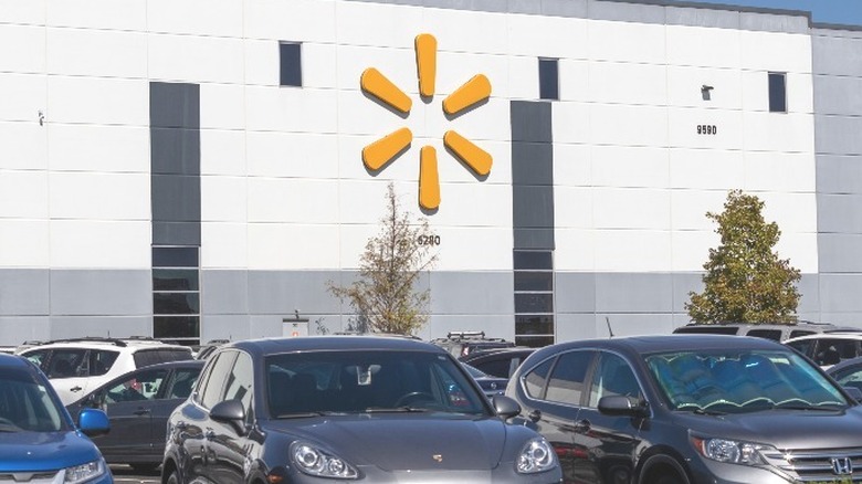 Walmart fulfillment center 