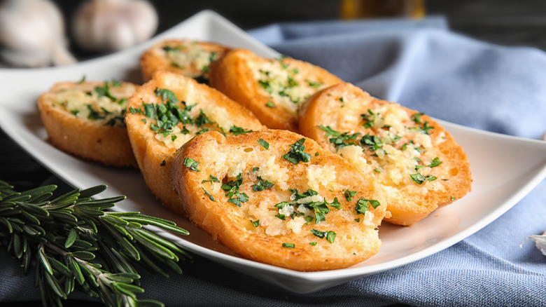 garlic bread