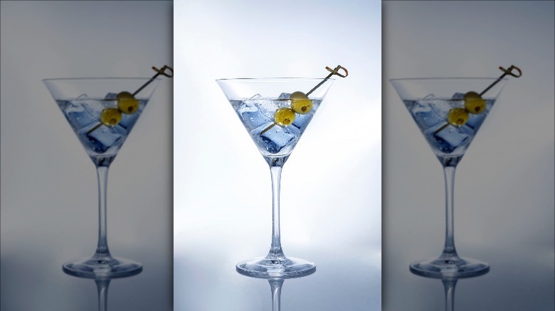 martini with ice