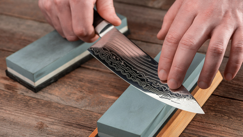 Gordon Ramsay's Basic Knife Skills: How to Use a Knife - 2024