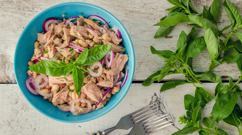 white bean tuna salad