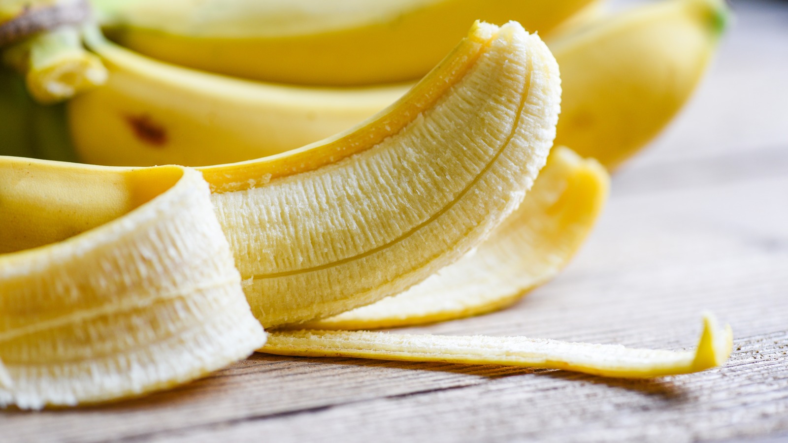 Why You Should Consider Adding Banana Peels To Your Next Cake