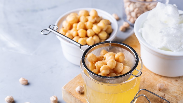 aquafaba with chickpeas