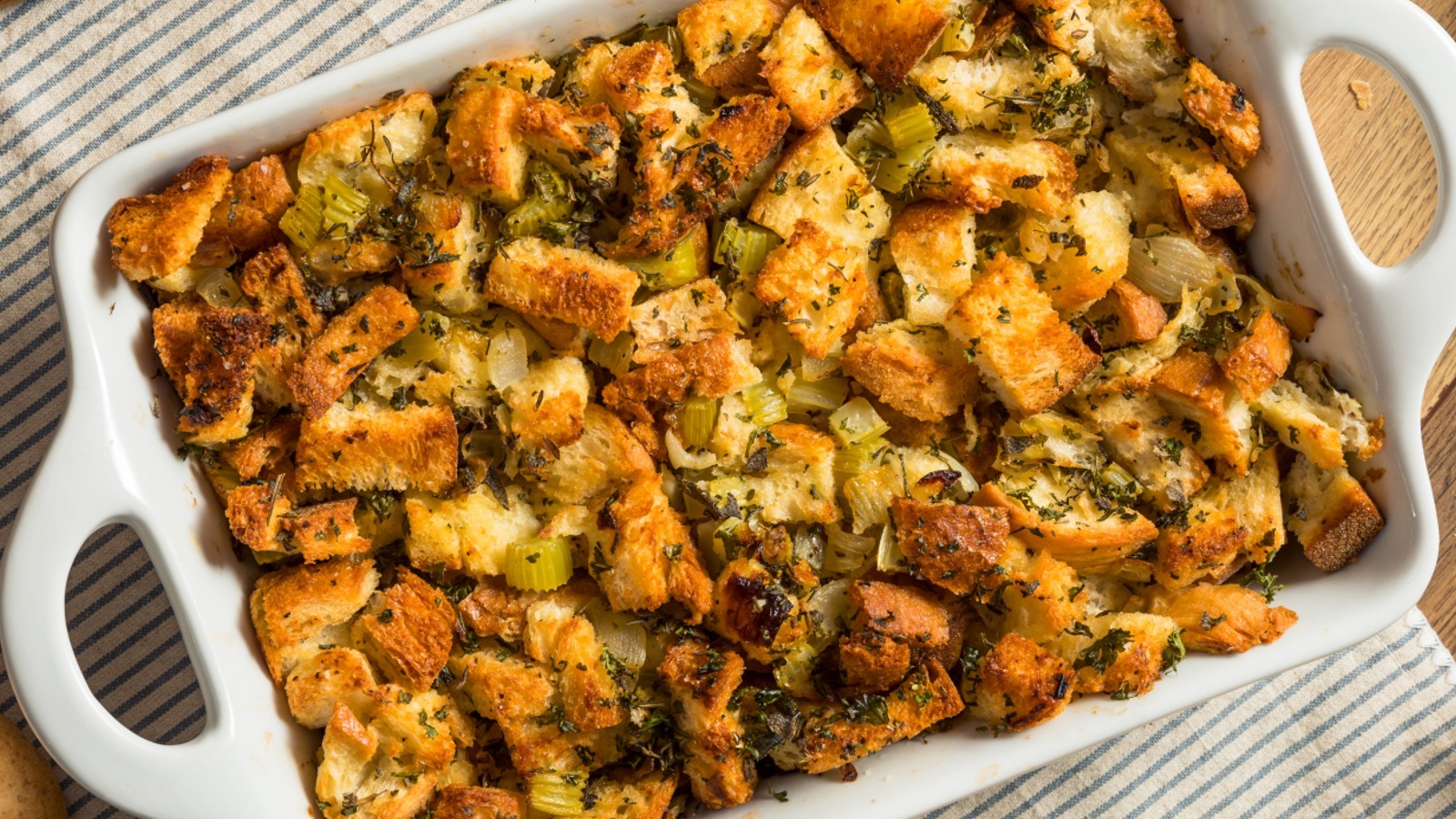 Why You Should Consider Using Two Types Of Bread In Your Stuffing
