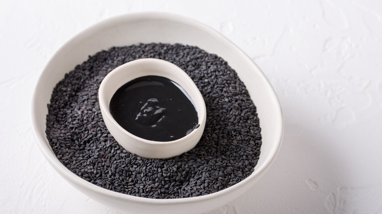 black sesame seeds and paste