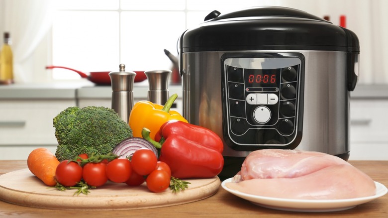 Why You Should Never Add Frozen Meat To Your Slow Cooker
