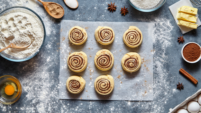 Pre-cooked cinnamon rolls with ingredients 