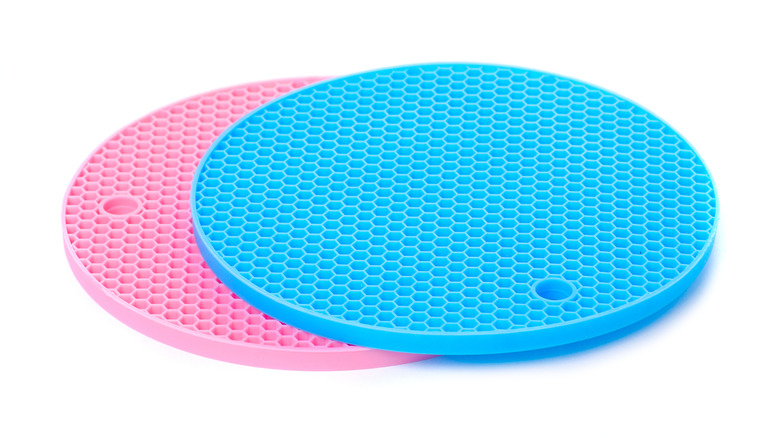 circular silicone mats