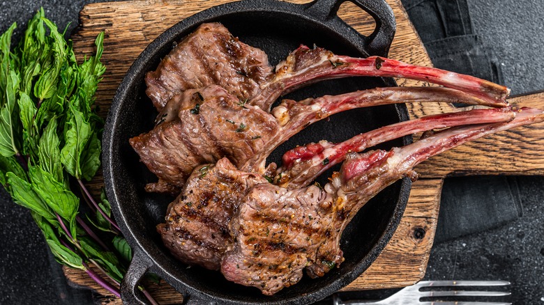 Lamb chops in cast iron