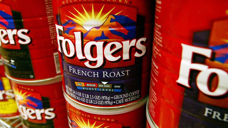 close up of folgers can