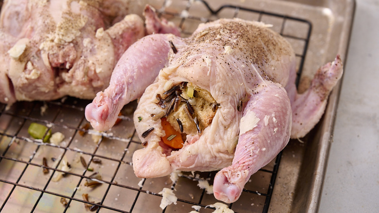 stuffing hens with stuffing