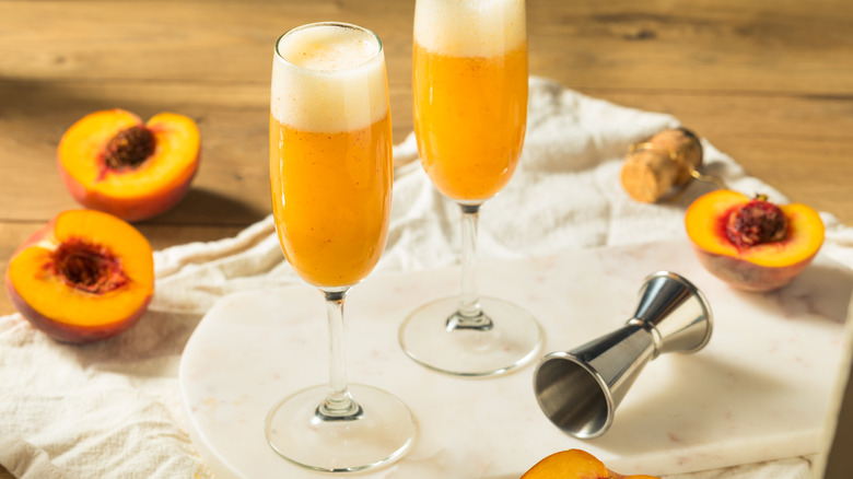 Bellini cocktails with peaches