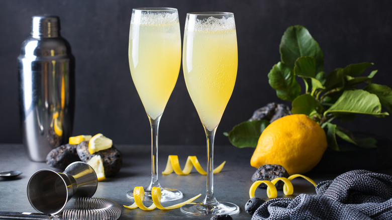 French 75 cocktail flutes