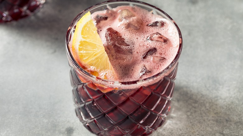 Two glasses of kalimotxo