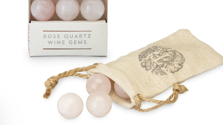 Rose quartz wine gems 