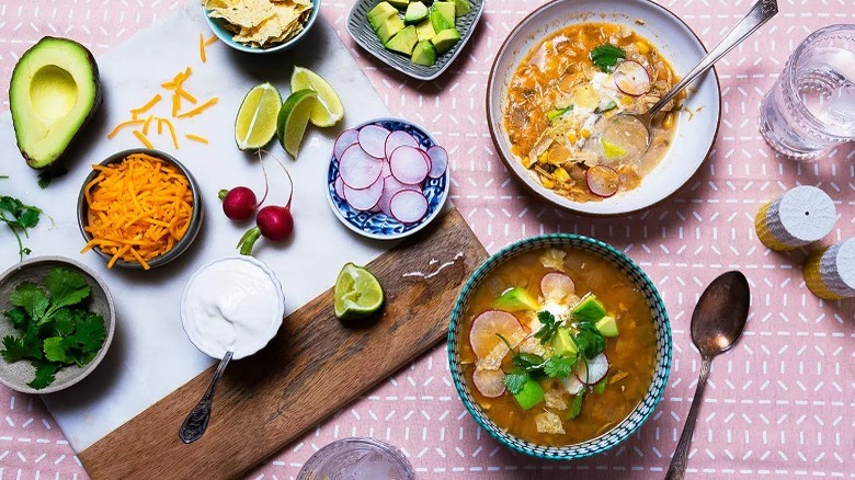 White chicken chili