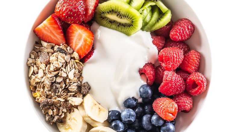 Yogurt with fresh fruit
