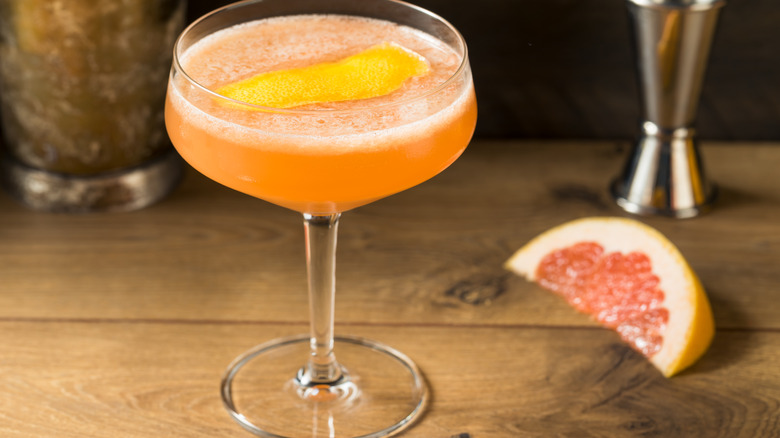 Brown derby cocktail with grapefruit