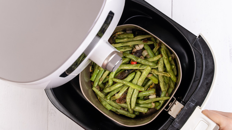 Air-fried green beans