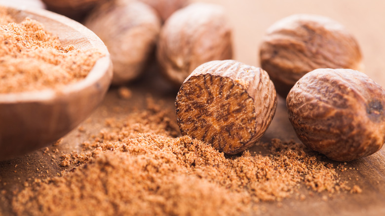 Whole and grated nutmeg