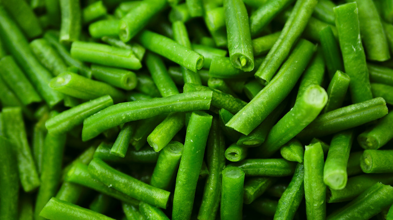 Pile of chopped green beans