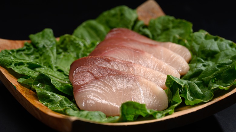 hamachi sashimi