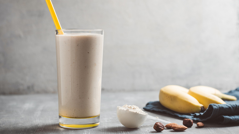 banana smoothie, powder, and fruit