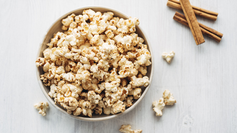 popcorn with cinnamon sticks