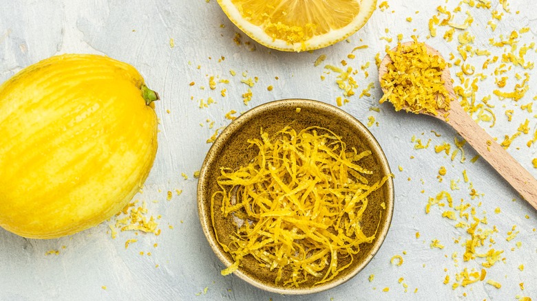 lemons and lemon zest