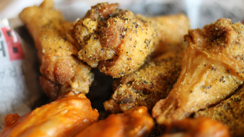 close up of lemon pepper wings