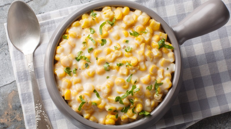 Overview of a bowl of creamy corn