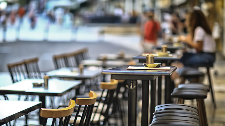 empty restaurant