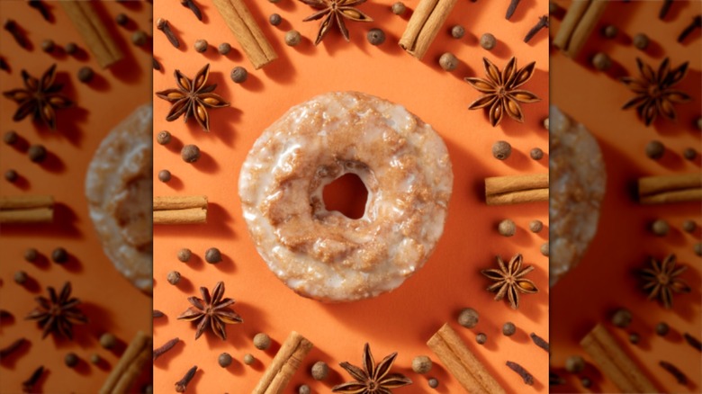 krispy kreme pumpkin spice cake donut