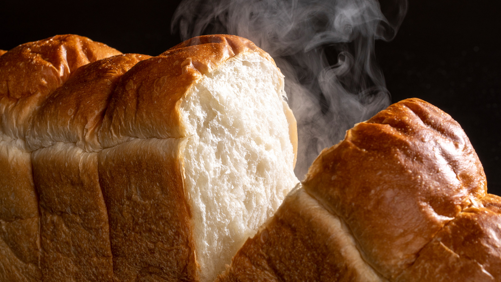 You Only Need 2 Tools To Steam Bake Bread Right In Your Oven Tasting Table Trendradars