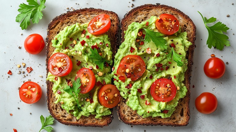 avocado toast with tomato