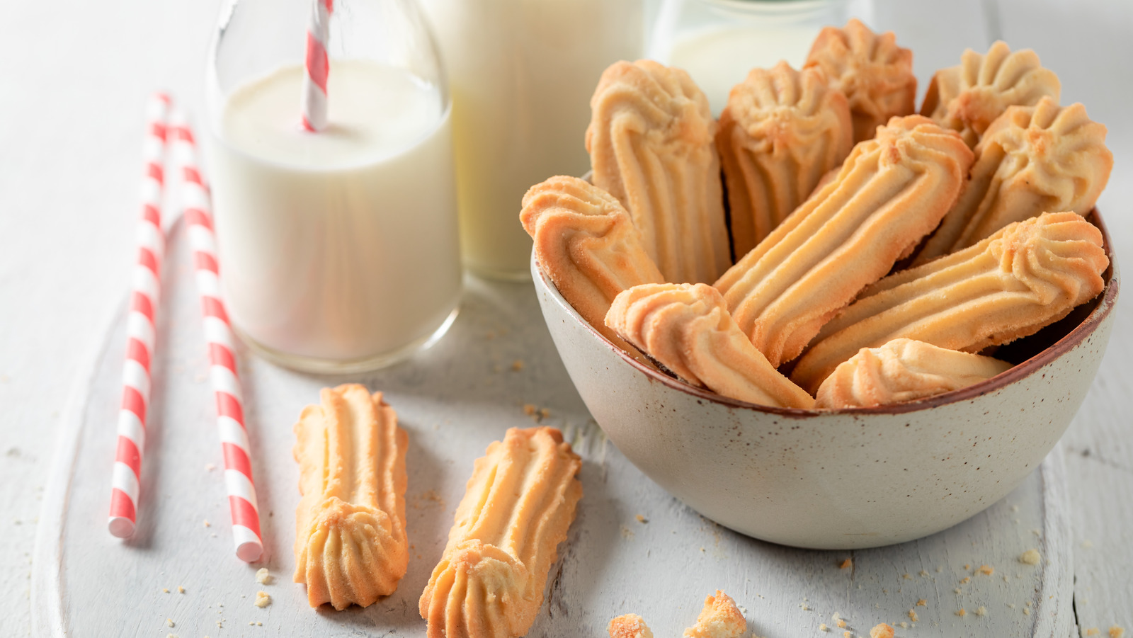 Cats tongues cookies