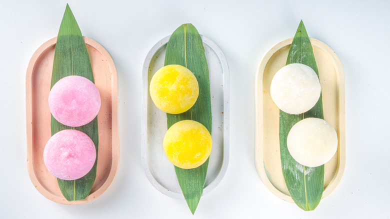 dishes of colorful mochi
