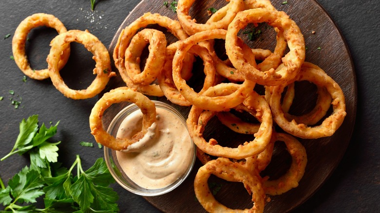 homemade onion rings with creamy dip