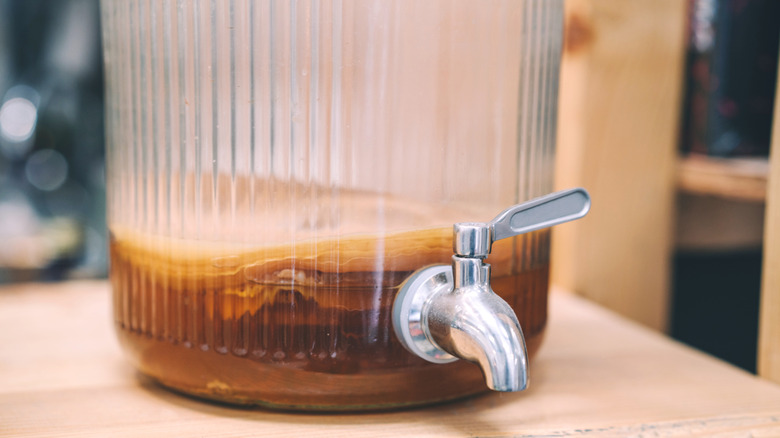 kombucha vessel with spigot